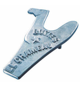 le chameau wooden boot jack